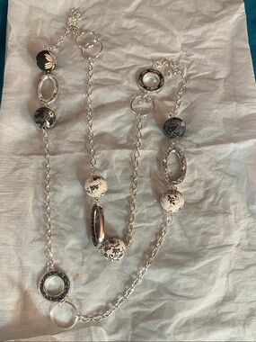 Viva beads Silver-Tone White and Black Patterned Bead Necklace - Women Jewelry